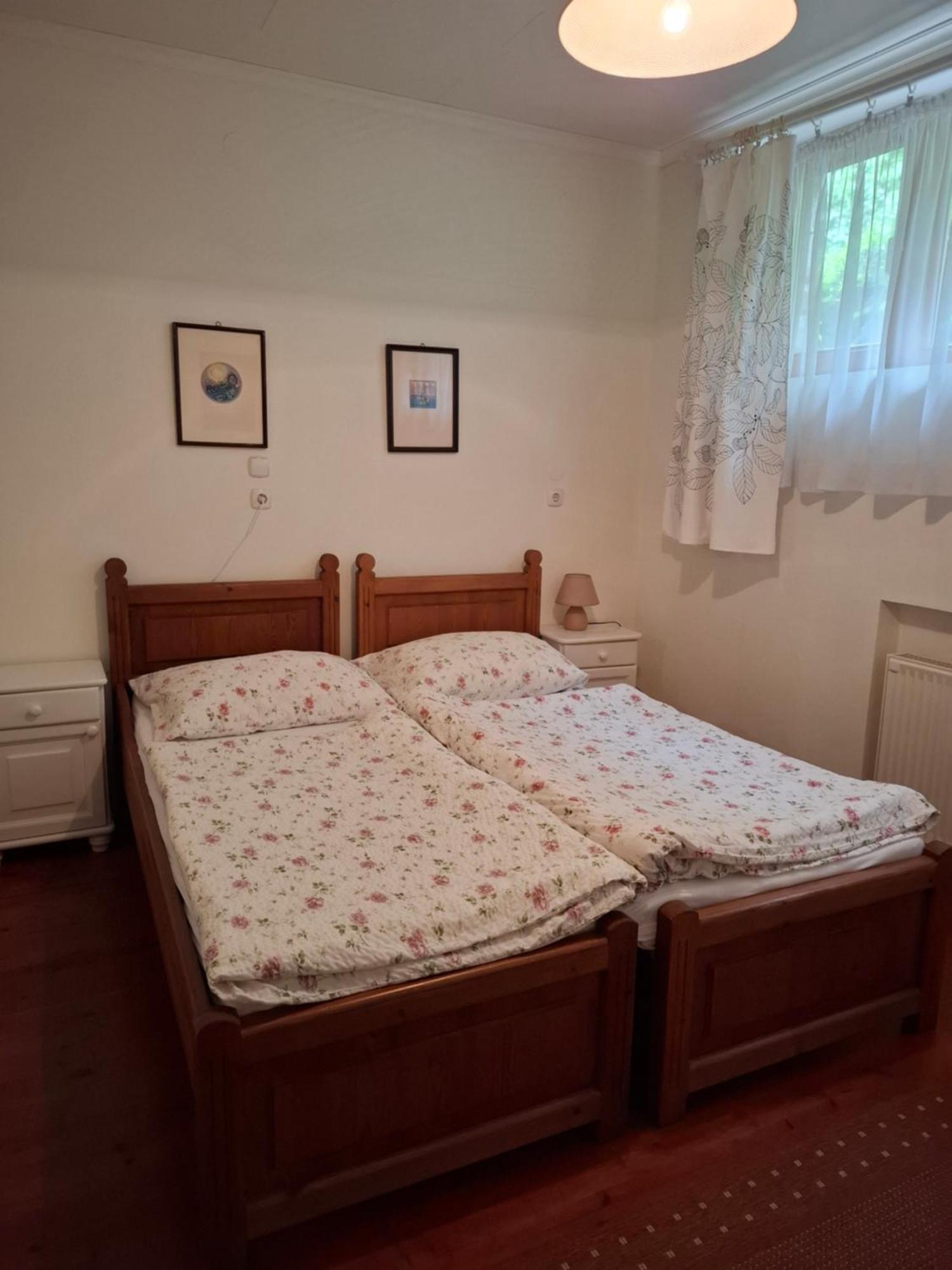 Agyagos Vendeghaz Apartment เอ็กเกอร์ ภายนอก รูปภาพ