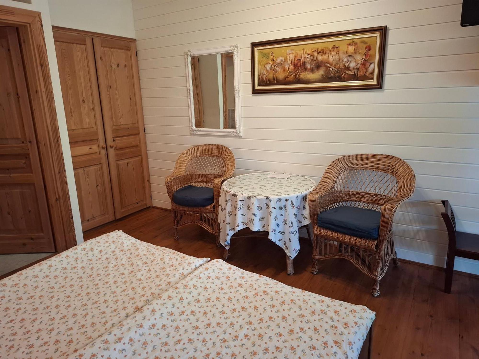 Agyagos Vendeghaz Apartment เอ็กเกอร์ ภายนอก รูปภาพ