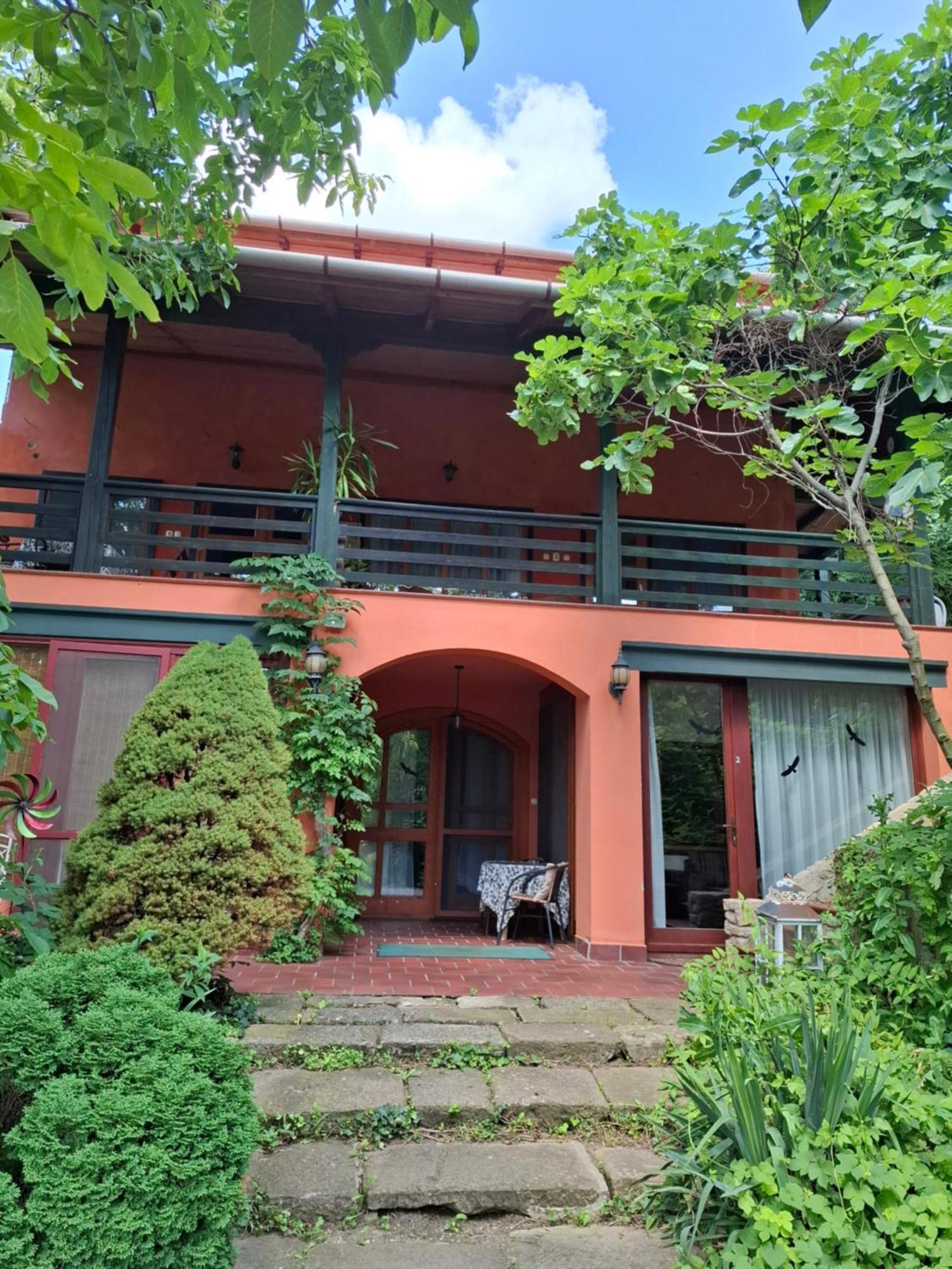 Agyagos Vendeghaz Apartment เอ็กเกอร์ ภายนอก รูปภาพ